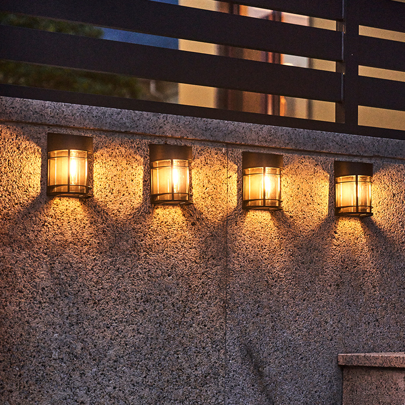 LED Solar Garden Light Outdoor - Smart Garden Fence review and price